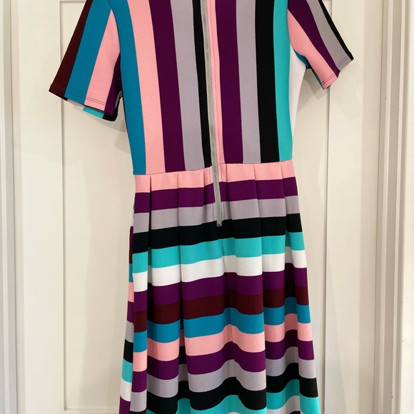 LulaRoe Amelia RARE Spring Striped Fit and Flare Dress XS - Picture 3 of 7